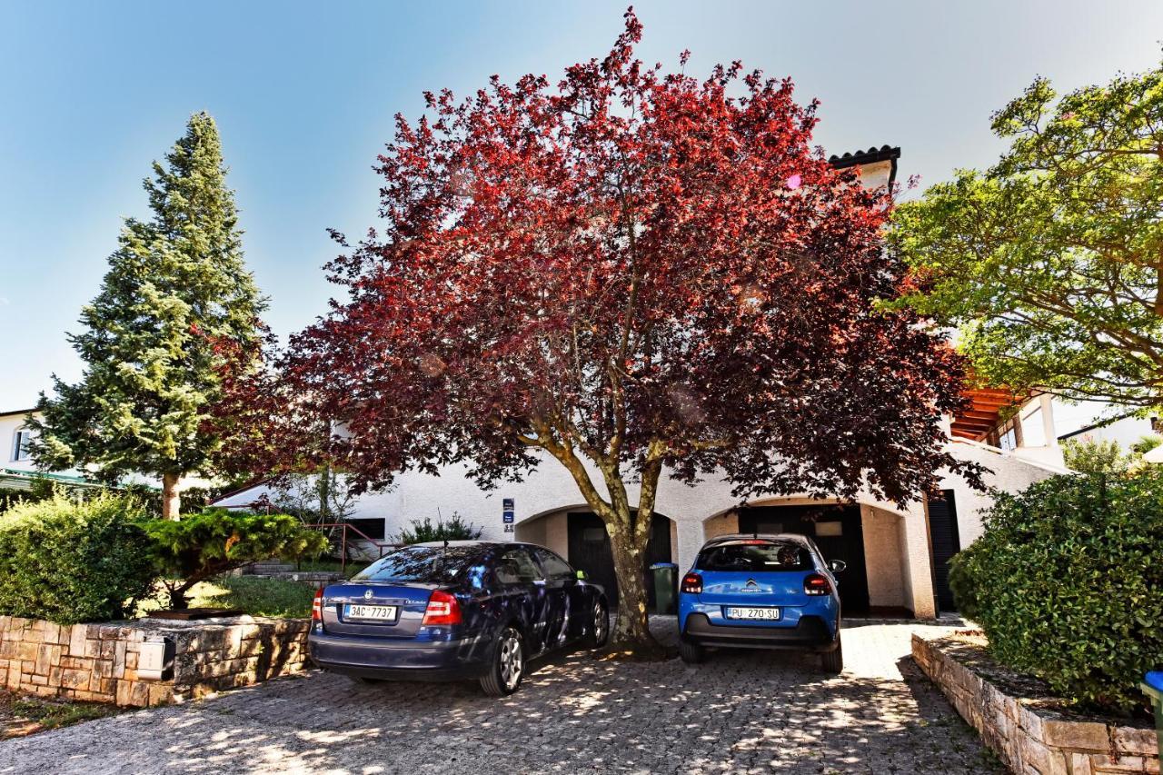 Apartment Nikola Пореч Экстерьер фото