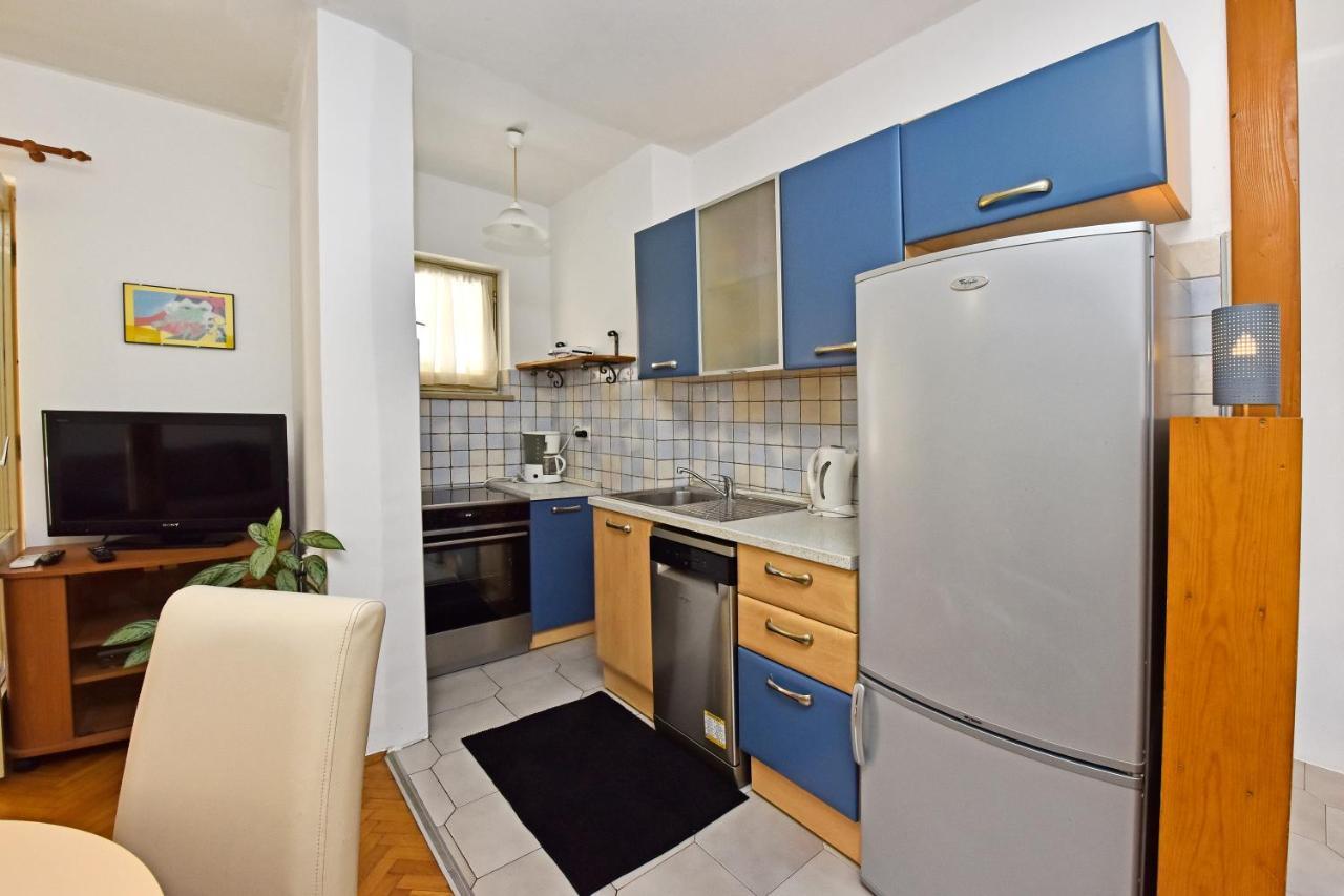 Apartment Nikola Пореч Экстерьер фото